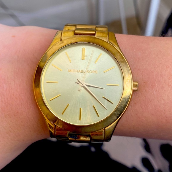 Gold Michael Kors Watch - Picture 1 of 3